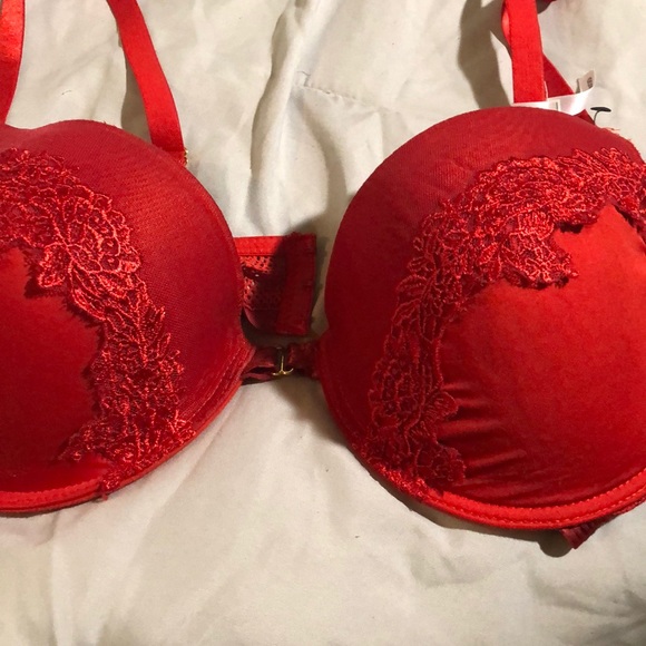 $3/30 bundle save!! 36DD lace red bra Nwot - Picture 2 of 6